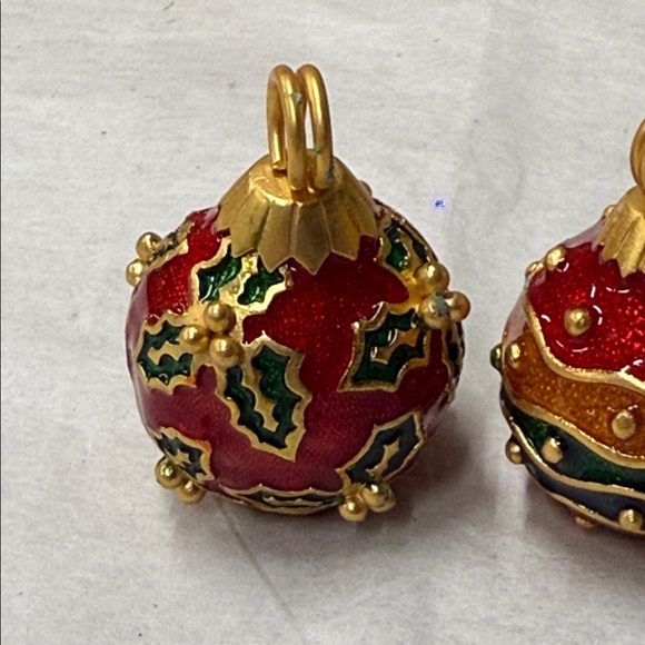 Bombay Company Christmas ornament-shaped place card holders - Picture 5 of 8